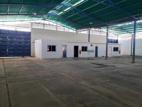 GALPÓN EN ZONA INDUSTRIAL DE CORO 