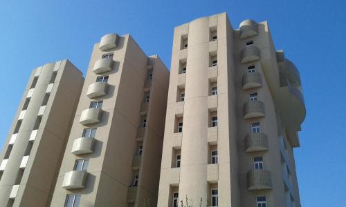 TE VENDO APART. EN MONTE BELLO. LLAMA YA.