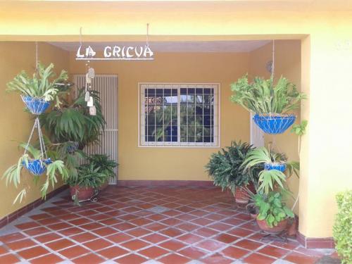 vendo hermosa casa urbanización privada