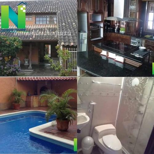 casa en venta en el pedregal II calle abierta.