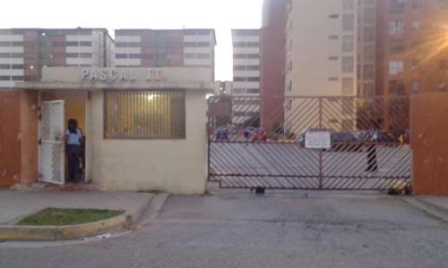 SE VENDE APTO. EN RESID. PASCAL II, BARCELONA