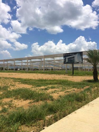 VENDO PARCELA DE TERRENO EN EL CENTRO EMPRESARIAL AEROCENTRO