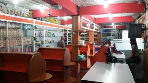 Se Vende Fondo de Comercio de Bodegón