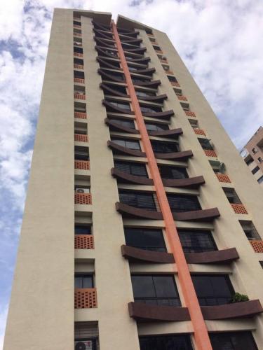 Apartamento en Loma de Los Mangos
