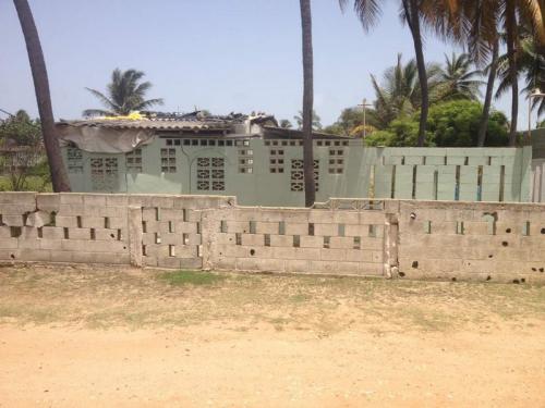 Terreno Con Bienhechurías En Venta. Chichiriviche - Edo. Falcón