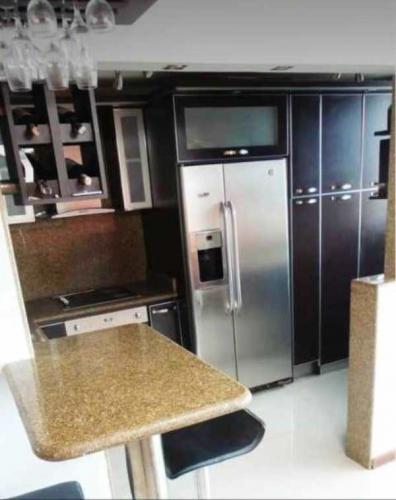 SE VENDE APTO. EN RESID. RIBERA GUAICA, BARCELONA