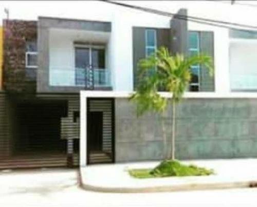 Casa tipo town house en la Coromoto