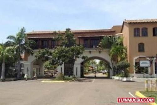 TOWN HOUSE EN CONJUNTO RESIDENCIAL PUEBLO VIEJO, LECHERIA