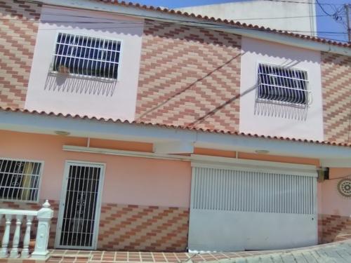 Venta De Casa Urb. El Bosque Los Teques