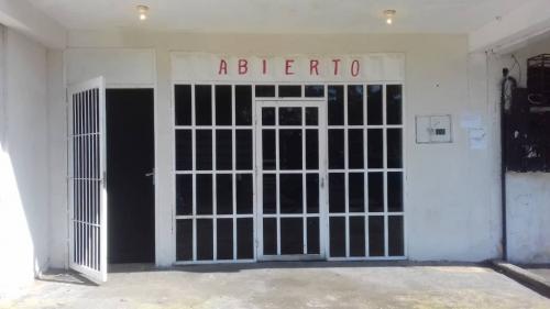 Vendo Local Comercial en Curagua - Puerto Ordaz
