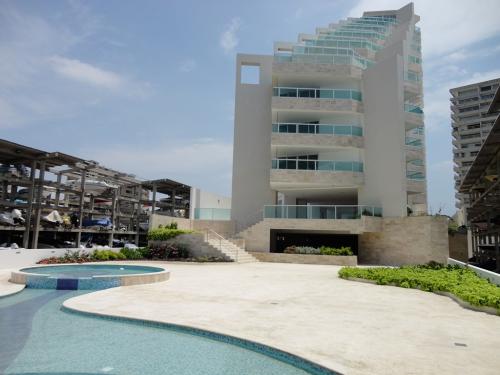 A1612 ATLANTICA RESIDENCIAS MARINA & YACHT