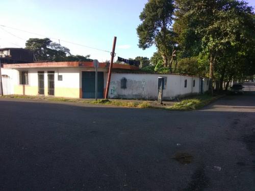 casa exelente punto comercial