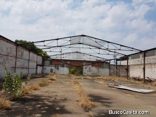 EN VENTA TERRENO 1456 MTS UBICADO EN LA ZONA INDUSTRIAL LA QUIZANDA