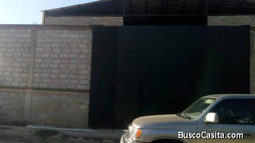 EN ALQUILER GALPÓN 500 MTS OFICINA BAÑOS CONJUNTO CERRADO VIGILANCIA