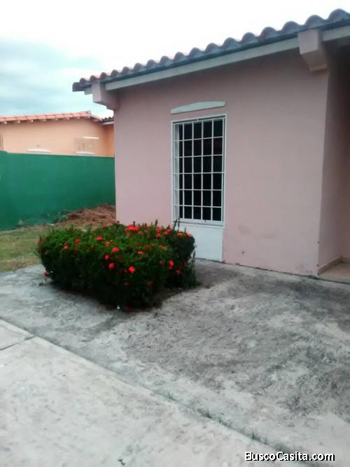 EN ALQUILER CASA 77 MTS CIUDAD ALIANZA VILLAS DEL LAGO 3 HAB 2 BAÑOS 2 PSTOS CONJUNTO CERRADO 