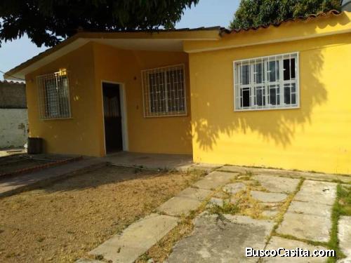 Amplia casa en Ciudad Alianza