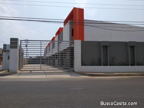 Se Vende Moderno Townhouse a estrenar en Ciudad Ojeda