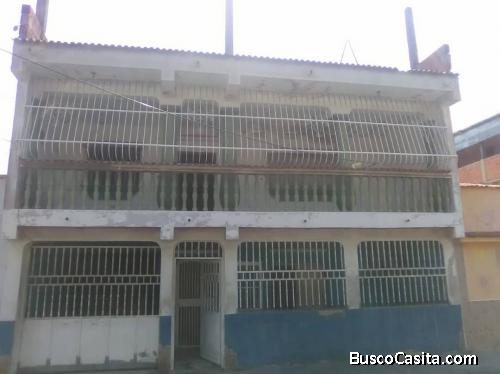 Casa en venta Valencia sector terminal viejo zon sur. 