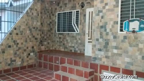 Sky Group Vende casa en Lomas de La Hacienda