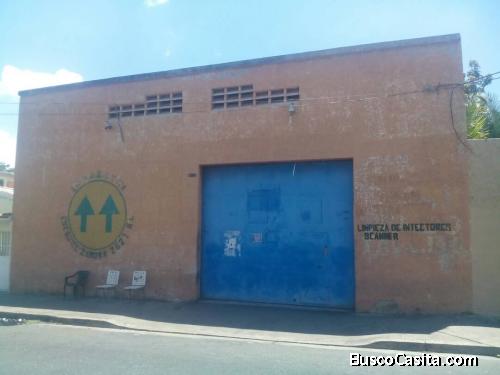 SKY GROUP Vende ideal galpón ubicado muy cerca de la avenida universidad de Naguanagua