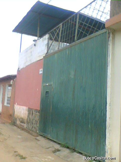 Cabimas Edo. Zulia; vendo casa o cambio, por otra, en estados centrales preferiblemente