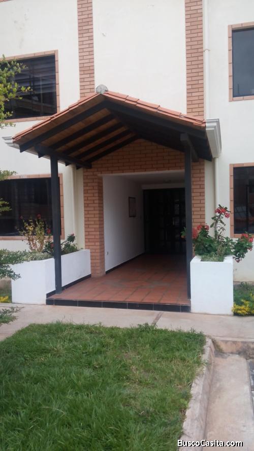 Vendo Apto, Con Acabados De Primera, En Conj. Resd. Roraima, Palo Gordo, San Cristóbal, Edo. Táchira