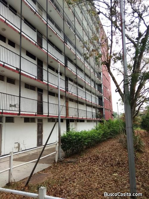 Vendo Amplio Apto En Villa Olímpica, San Cristóbal, Edo Táchira