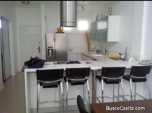 Se vende en Urb San Migel Acogedor y Exclusivo Apto  En Condominio Los Robles .