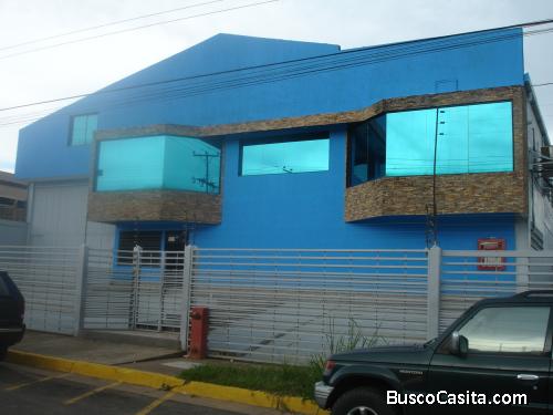 Venta de Galpon Industrial en Los Pinos- Puerto Ordaz