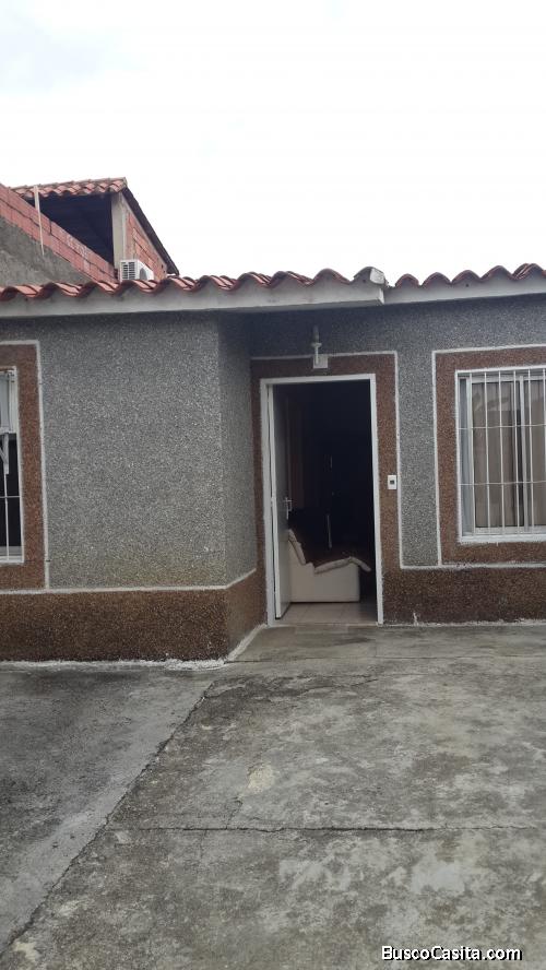 Vendo quinta en calle cerrada en Quebrada de Cua .