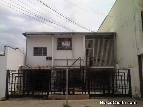SKY GROUP Vende agradable casa en Urb. Santa Ana Maracay-Edo.Aragua