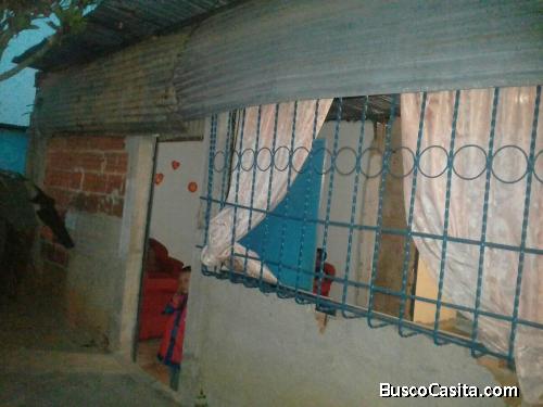 vendo mi casa por motivo de viaje 