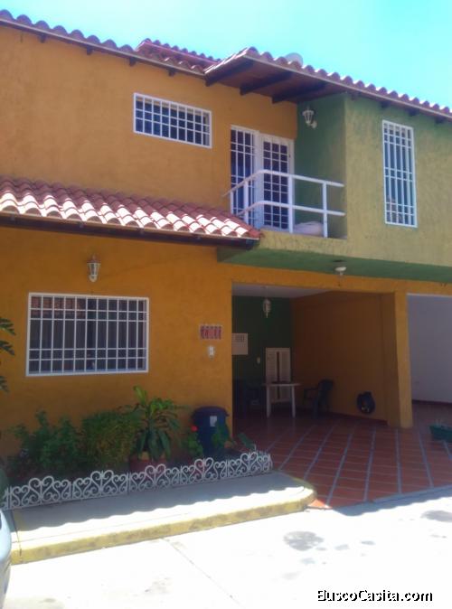 Se Vende Town House en la Urb. Villa Providencia