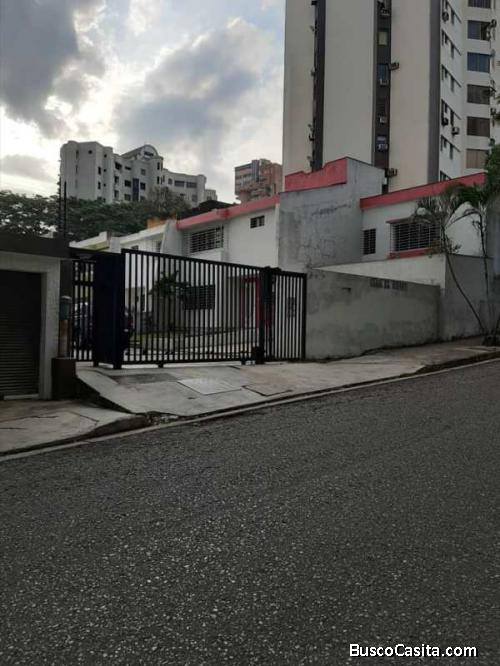 SKY GROUP Vende Bella Casa en el Conjunto Residencial Quintas El Bosque.