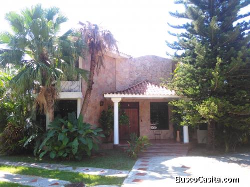 Sky Group Vende hermosa propiedad ubicada en la Urbanización mini Fincas El Solar