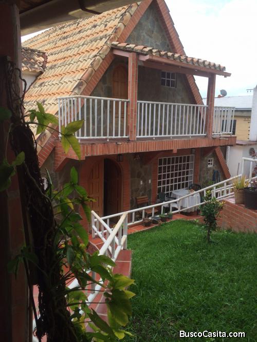 Bello apartamento anexo a chalet