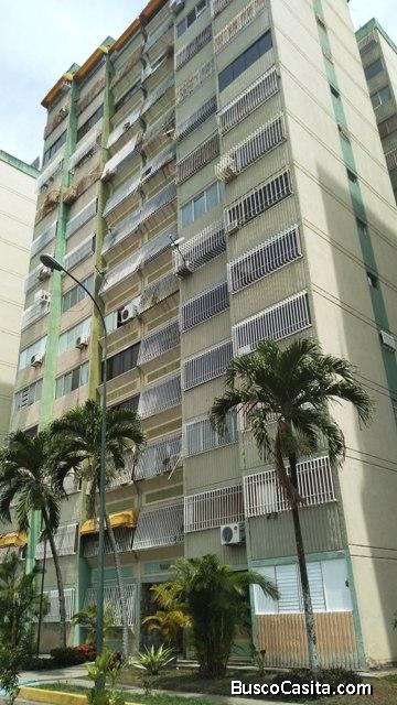 A1587 - JC CONSOLITEX VENDE APTO EN RES DONBOSCO - LA GRANJA +584124768728