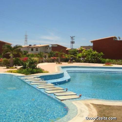 Gran Oportunidad! Hermoso Townhouse En Res. Villas Del Valle