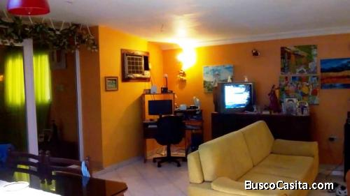 SuEspacio Bienes Raíces, C.A Vende Casa +  Local - Av. Vargas