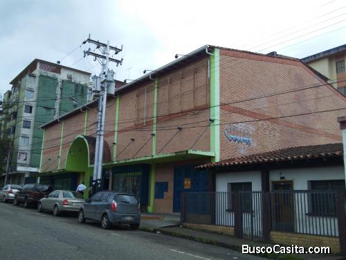 VENDO Local Comercial 1500 M2 San Cristóbal, Venezuela // +(58)414-8971033