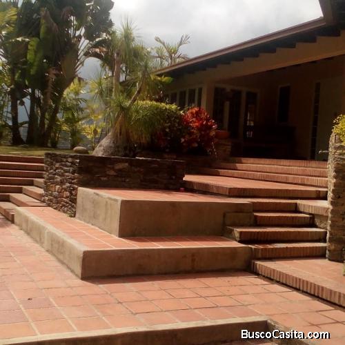 Vendo Hermosa quinta con piscina