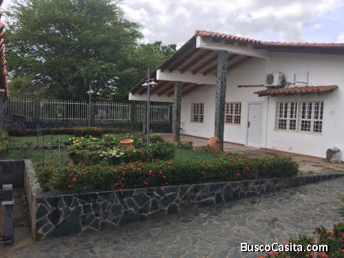 En venta acogedora casa en Urb Raúl Leoni, Upata,  Bolívar, Venezuela