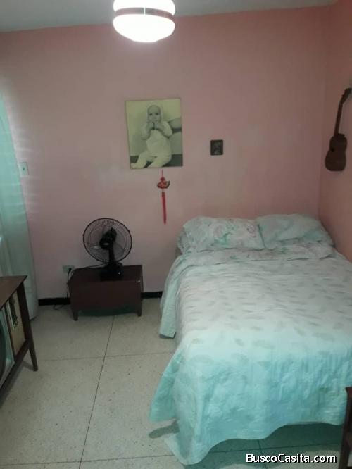 ????????????Alquiló linda habitación en el CAFETAL (ESTE de CARACAS) a DAMA sería y responsable ,,,, —  Dispo