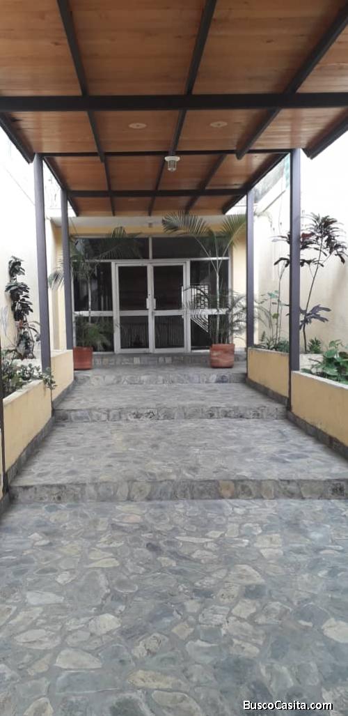 Vendo apartamento en Urb  Vista Alegre Caracas