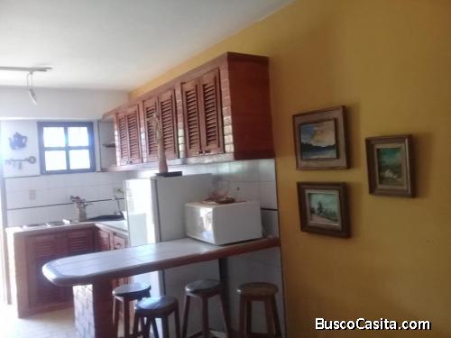 HERMOSO APARTAMENTO A UNA CUADRA DE LA PLAYA!!!