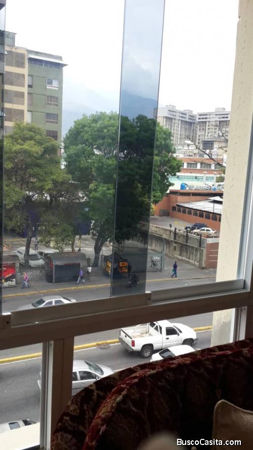 Hermoso apartamento de 2 hab y 76 mt2 zona centríca en los dos caminos