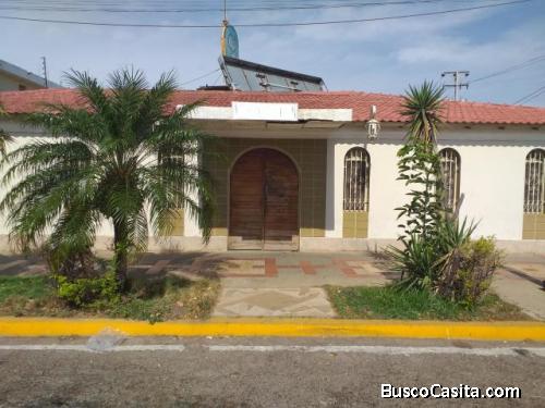 Local Comercial en Venta en Av los Medanos Coro MLS#19-10475