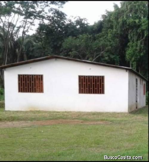 CASA NUEVA A ESTRENAR EN BARINITA.