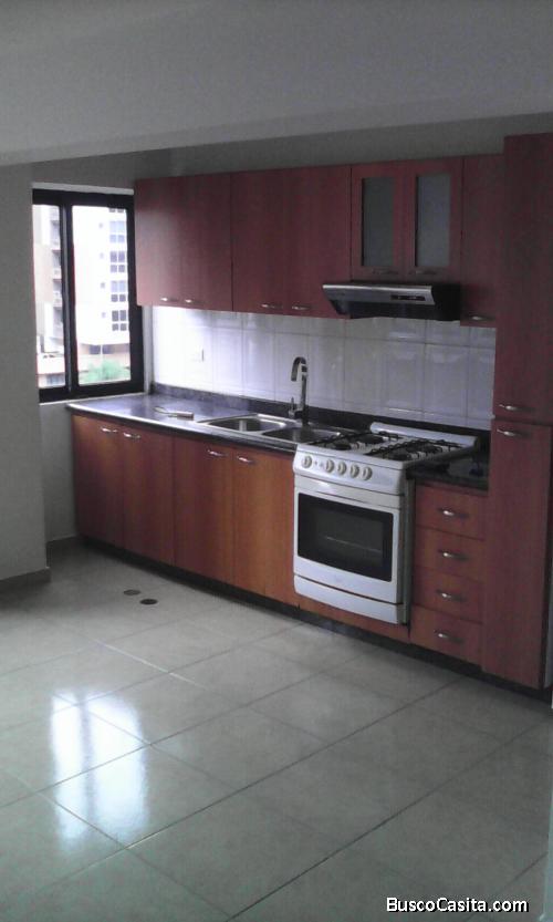 Apartamento en alquiler en La trigaleña Res. Bahia Blanca