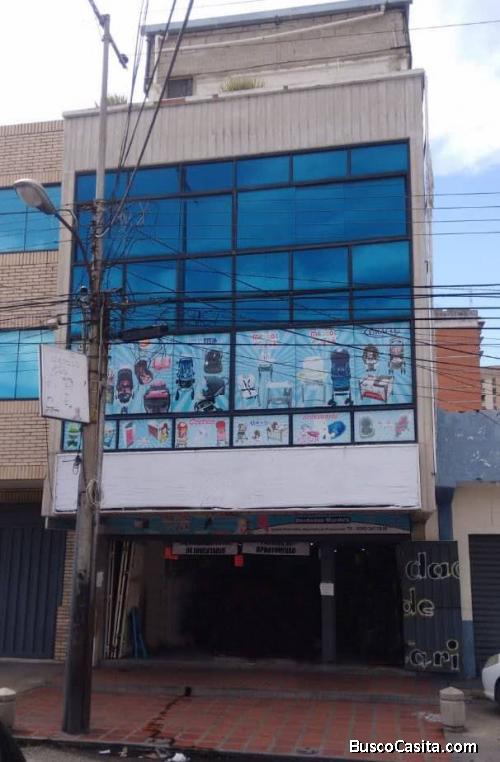 Sky Group Vende Edificio Comercial ubicado en la avenida Páez de Maracay